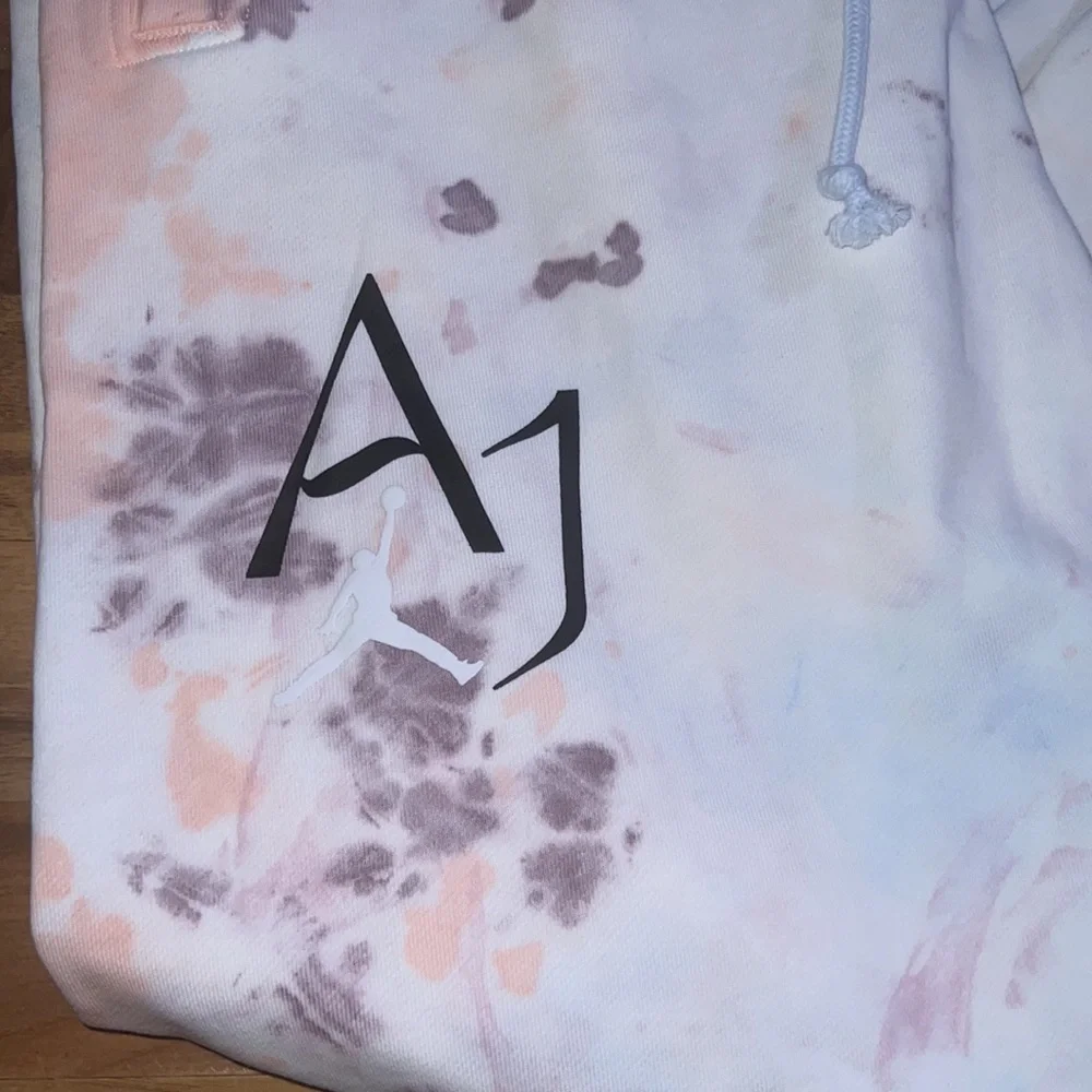 New Nike Air Jordan Sport DNA Sweatpants Joggers - Picture 2 of 4